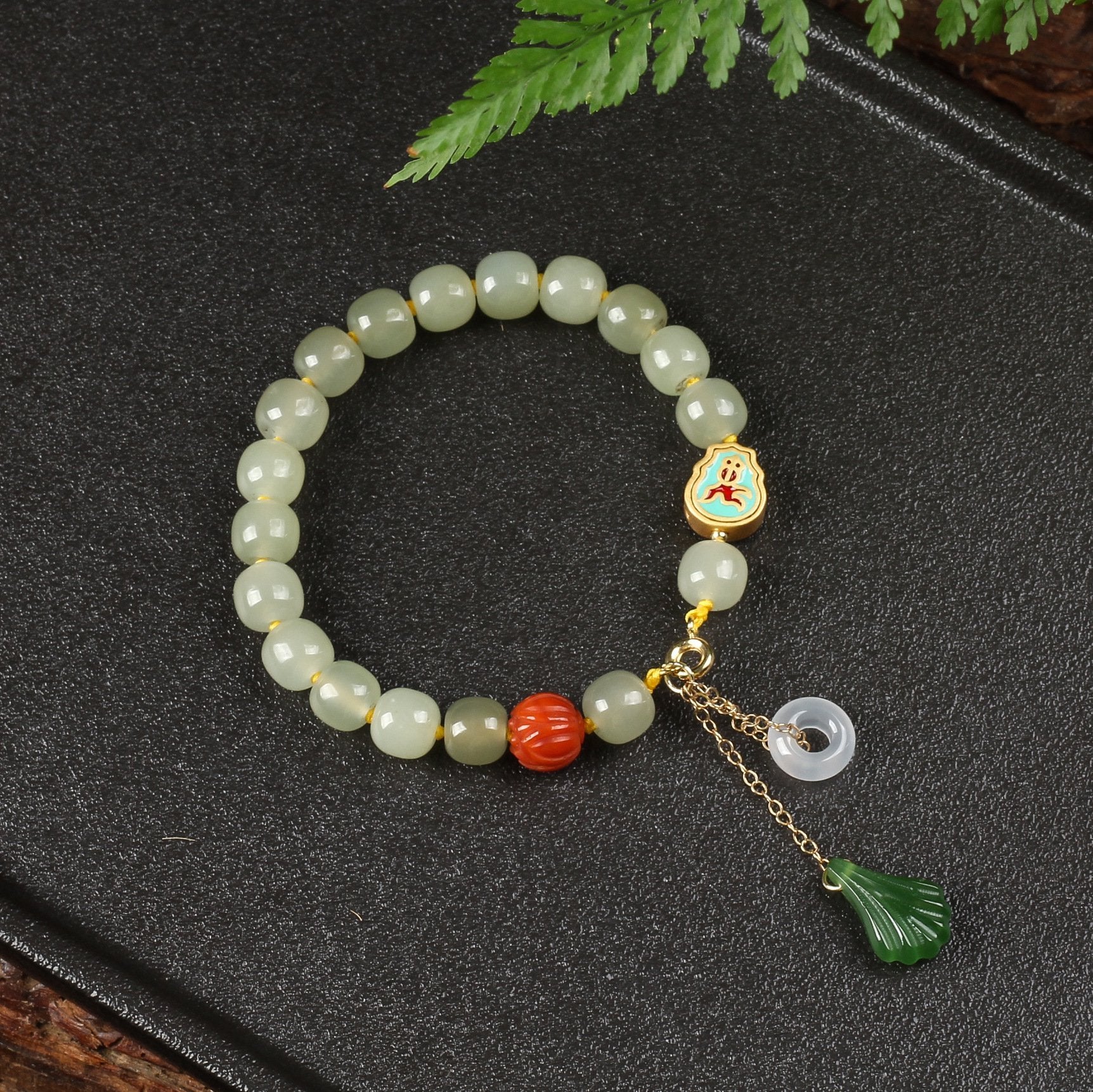 Green Jade Elegant Charm Bracelet - Buddha Walks Shop
