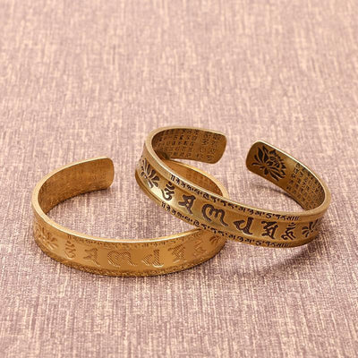 Six Character Great Bright Mantra Bracelet - Buddha Walks Shop