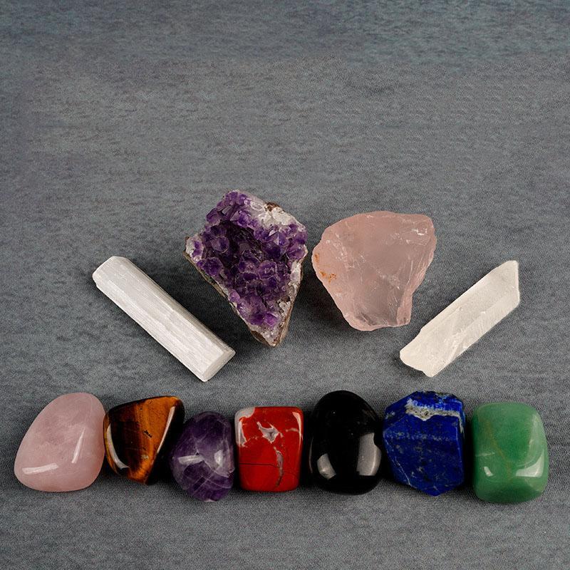 7 Chakra Stones Meditation &amp; Healing Box - Buddha Walks Shop