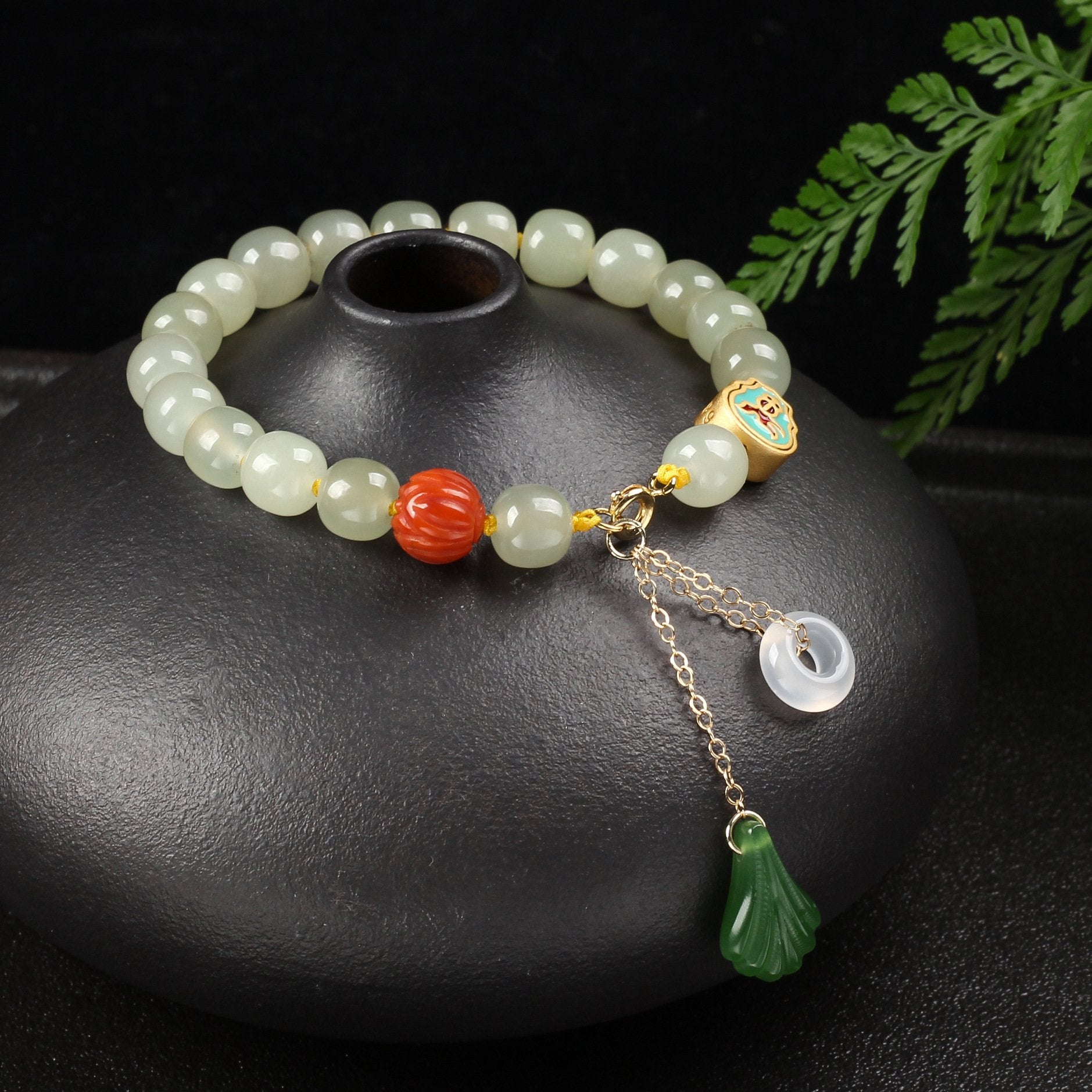 Green Jade Elegant Charm Bracelet - Buddha Walks Shop